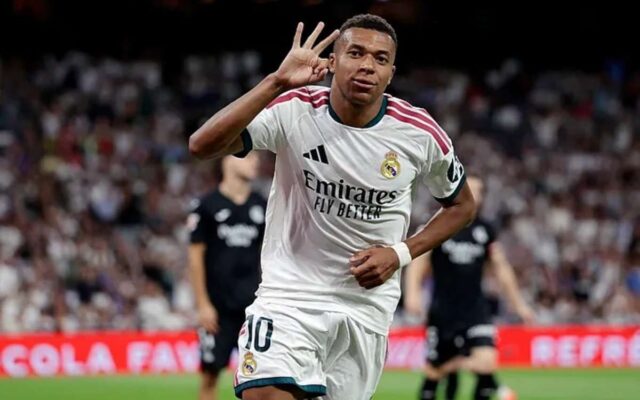 Real Madrid golea a la Real Sociedad con hat-trick de Mbappé