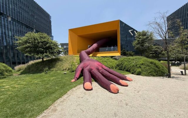 Esculturas que respiran y se transforman: la exposición inmersiva que puedes visitar gratis en CDMX