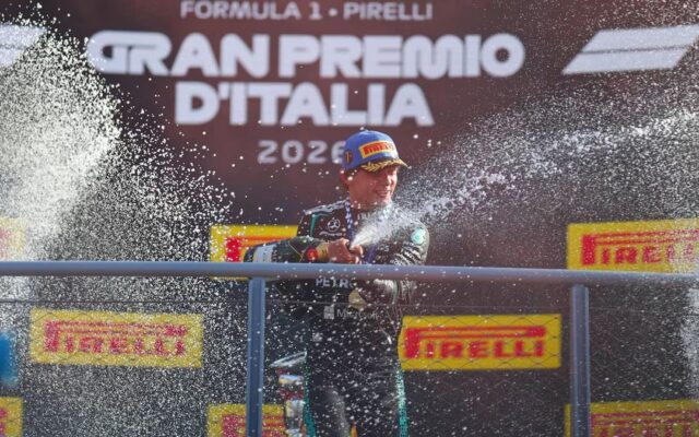 Antonelli hace historia en Monza: remonta desde el lugar 19 y gana el GP de Italia