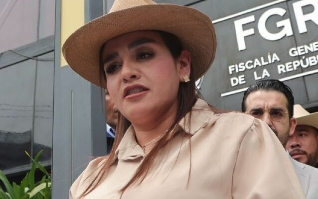 Grecia Quiroz pide a la FGR investigar el homicidio de Carlos Manzo ante desconfianza en Michoacán